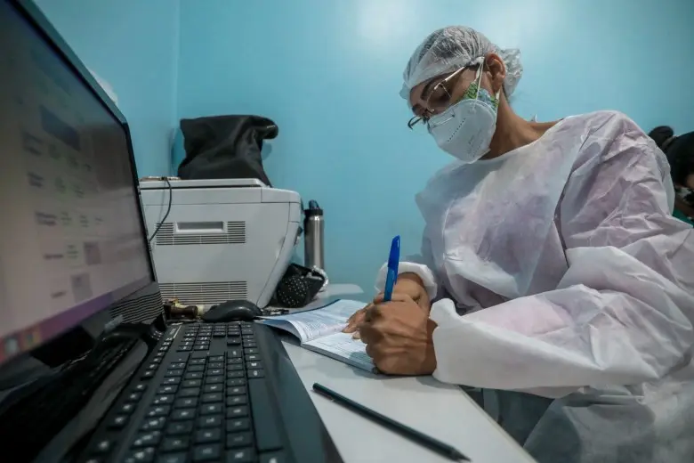 Prefeitura institui incentivo de R$ 500 a R$ 700 para profissionais de saúde