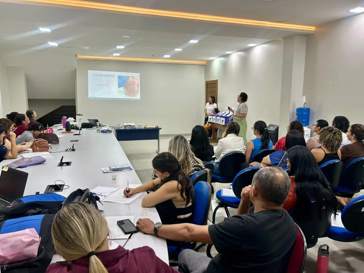 Prefeitura promove I Capacitação em Avaliação do Pé Diabético para enfermeiros da rede municipal