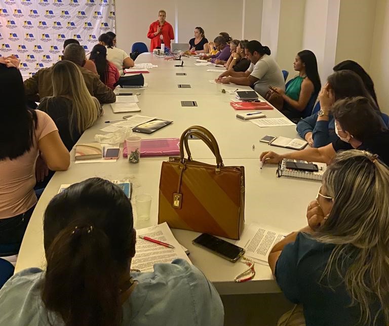 Gerentes das unidades de saúde debatem melhorias nos serviços da atenção básica
