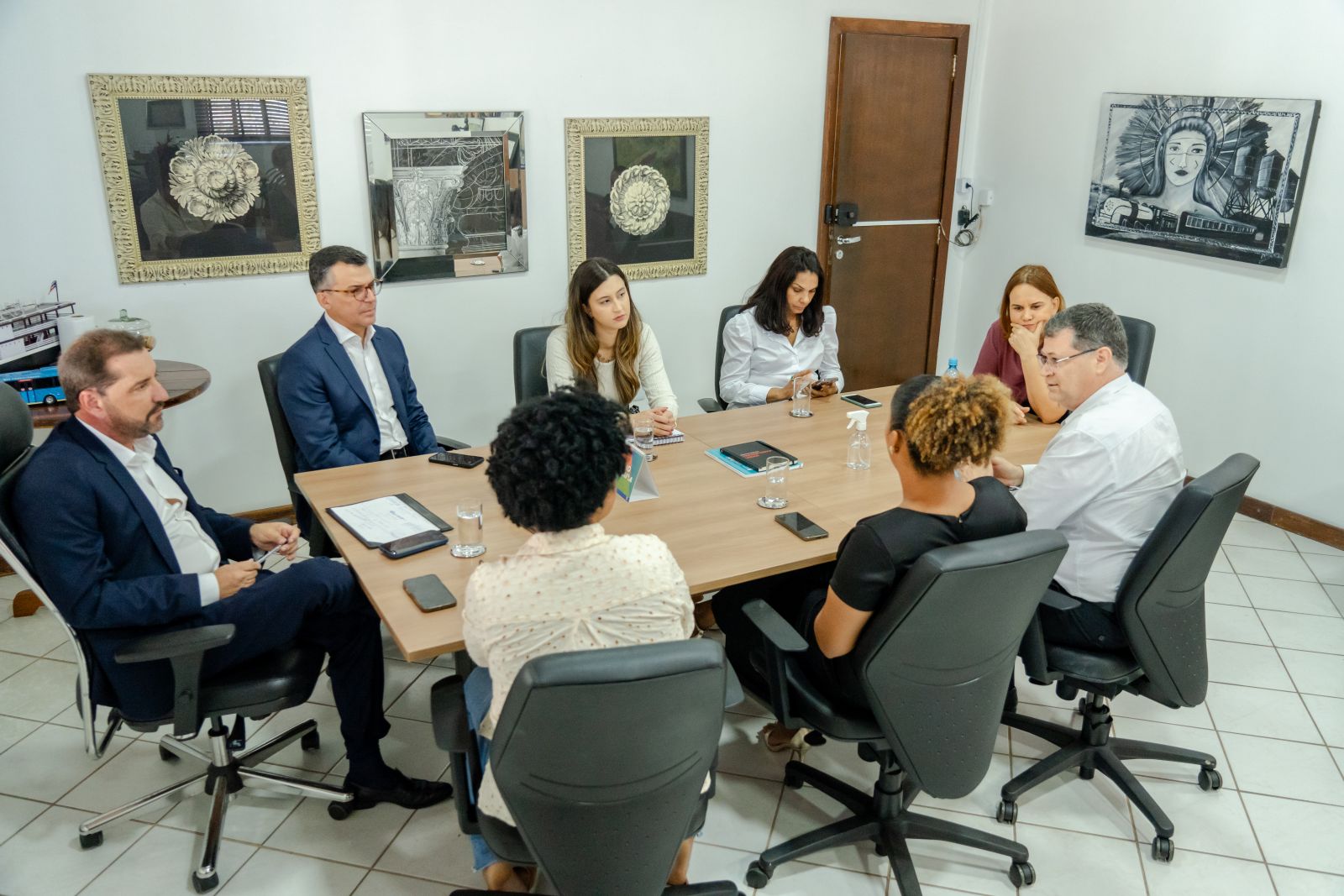 Reunião aconteceu no Prédio do Relógio nesta terça-feira (6)