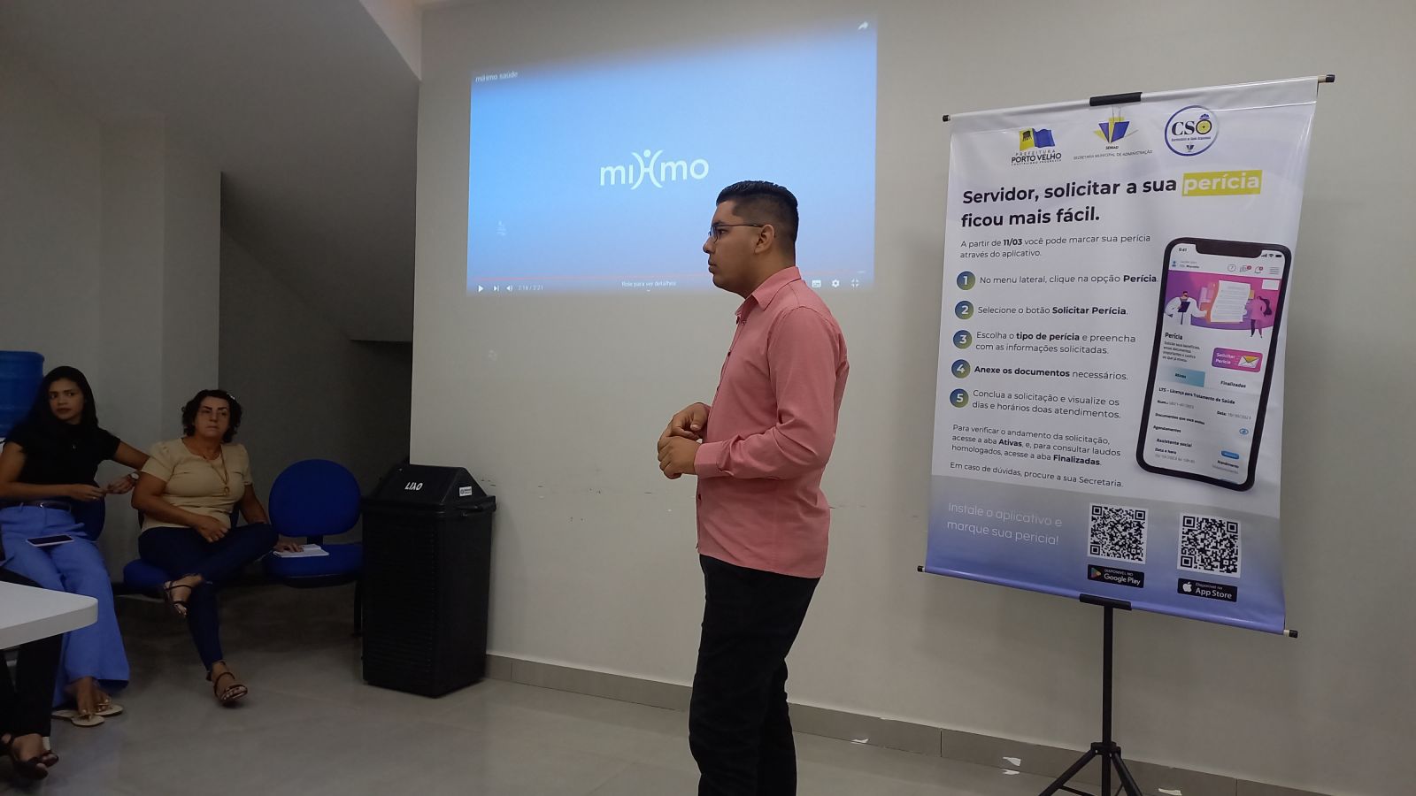 O palestrante Tony Padilha  explica que o intuito do aplicativo é dar um melhor atendimento para o servidor