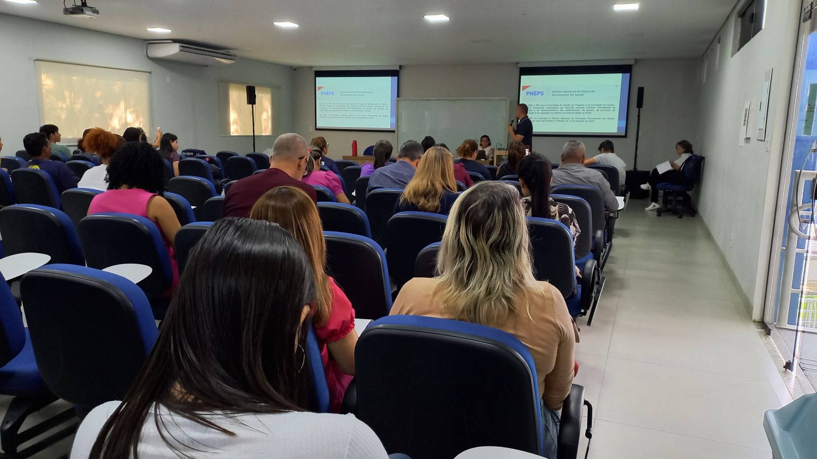 Os profissionais foram orientados sobre os temas que serão abordados nas pré-conferências