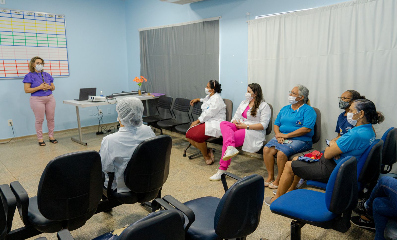 Palestras abordam sinais, sintomas e a importância do diagnóstico e tratamento precoce