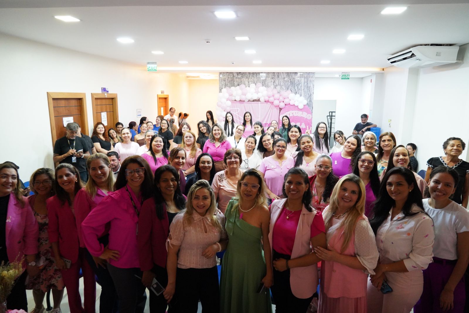 Evento de abertura marca o início de uma programação especial ao longo do mês de outubro