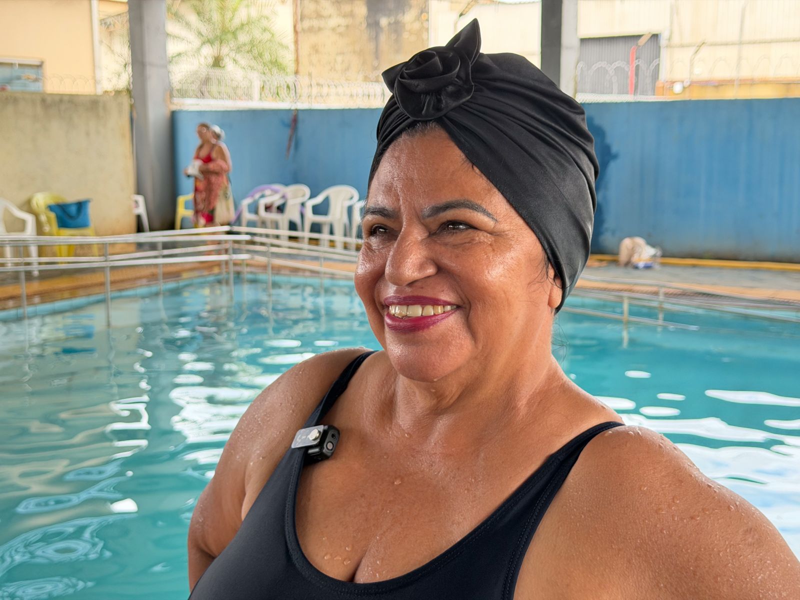 Elza Menezes é uma das participantes que sentiu os benefícios da hidroginástica no dia a dia