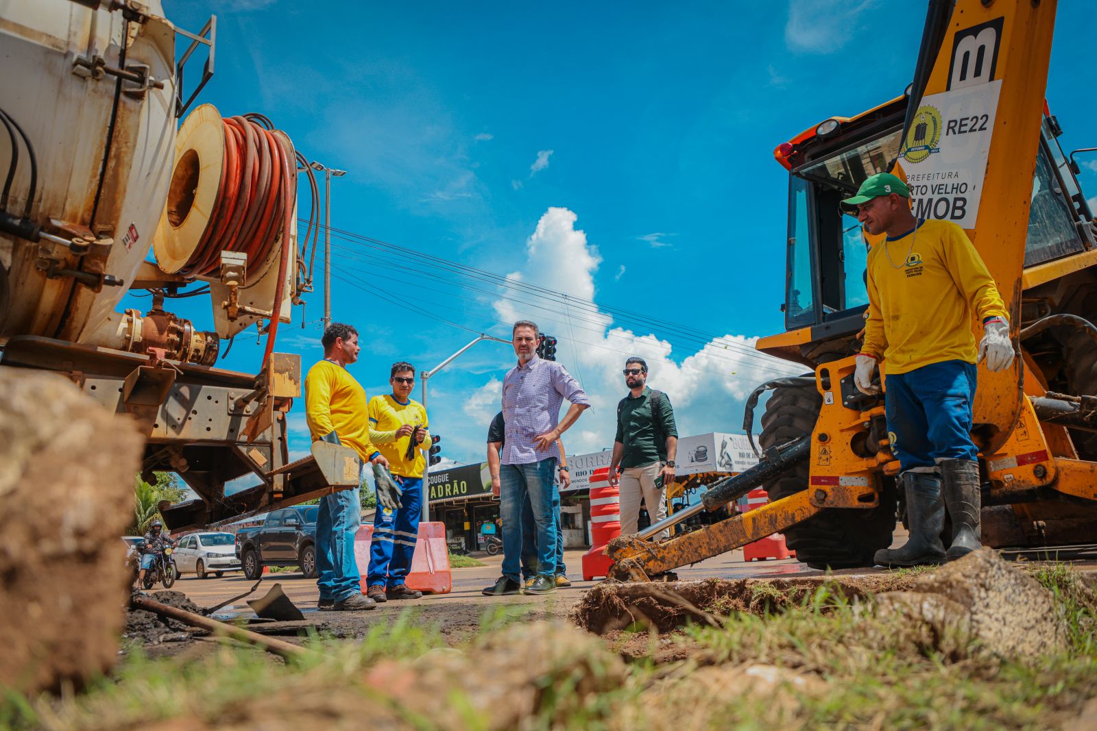 Prefeito destaca investimento em tecnologia para modernizar a drenagem e prevenir alagamentos