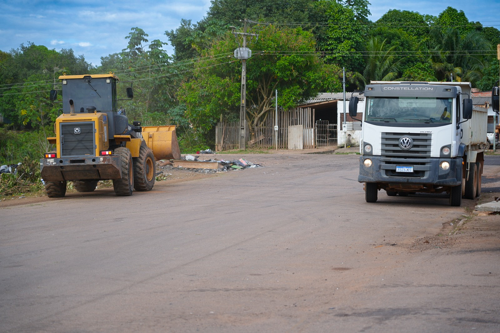 O impacto das ações também é percebido no dia a dia dos moradores, com ruas mais limpas, redução de pontos críticos de lixo