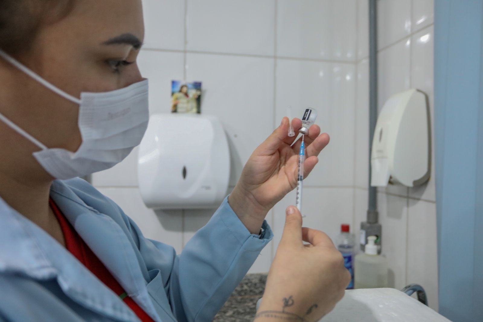 No caso da hepatite, vacinação é a principal medida de prevenção contra a doença
