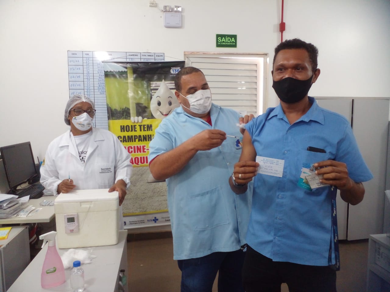 Meta é imunizar mais de 4 mil profissionais do setor